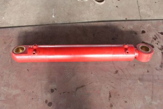 點擊查看詳細信息<br>標題：230截割頭回轉油缸 閱讀次數：1750
